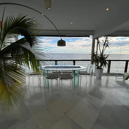 Malibu Deluxe Strandlage Apartmán Benalmádena